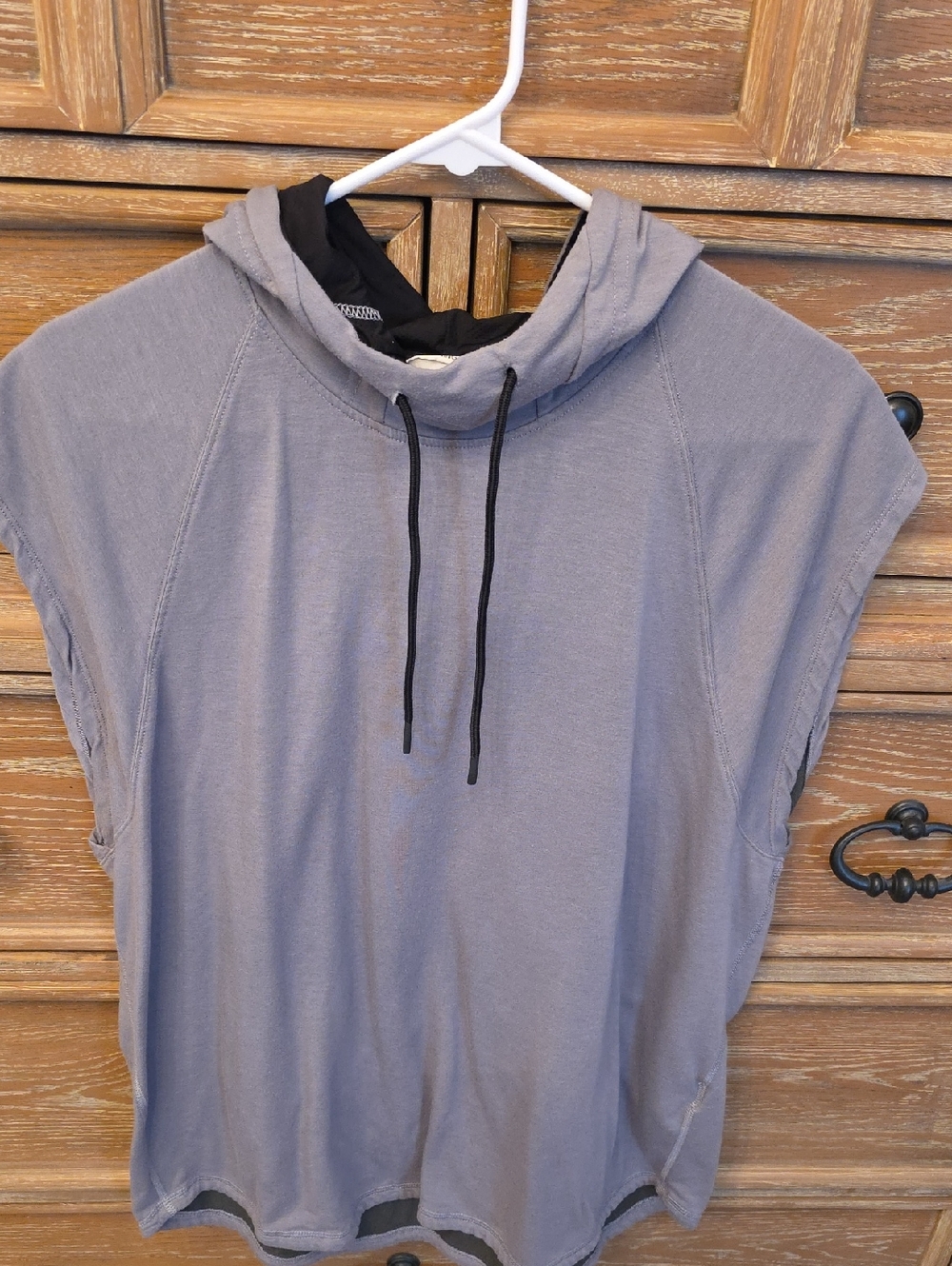 Men's Grey Sleeveless Hoodie Top with Drawstring H&M Training Size Large